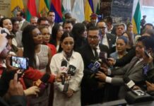 El Consejo de Administración Legislativa (CAL) de la Asamblea Nacional aprobó con cinco votos a favor comenzar el procedimiento de queja contra 45 asambleístas de la bancada Revolución Ciudadana (RC), acusados de abandonar la sesión plenaria del 16 de septiembre pasado.