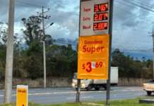 La eliminación del subsidio al diésel, que rige desde ayer en el país, no solo ha generado rechazo de sectores sociales, también ha provocado el respaldo del sector empresarial que considera esta medida como necesaria para combatir el contrabando y reducir el gasto en Ecuador.