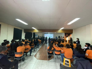 El cine ecuatoriano se luce y crece con fuerza en su espacio propio. La Fundación Arte Nativo anunció la Selección Oficial de la Décima Cuarta Edición del Festival de Cine Ecuatoriano Kunturñawi, que tendrá lugar del 31 de octubre al 28 de noviembre de 2025, en varias sedes de Chimborazo, Tungurahua, Bolívar, Pastaza y Cotopaxi.