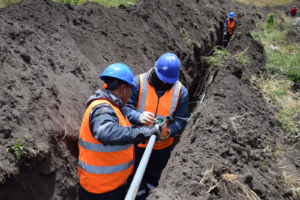 El agua es un derecho humano esencial para la vida, y bajo esa premisa, la comunidad La Silveria, perteneciente a la parroquia San Andrés, en Guano, ejecuta un proyecto integral para garantizar el acceso a este recurso vital.