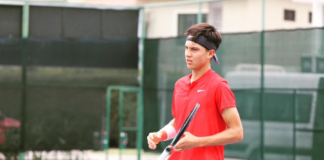 Felipe José Rivadeneira Gallegos “Pipe”, es el primer tenista nacido en Riobamba que integra el equipo ecuatoriano de Copa Davis. Su nombre ya quedó escrito en la memoria de Chimborazo y del país al abrir una puerta desde una ciudad donde el tenis nunca fue un deporte con protagonismo.