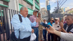 Los jubilados del Instituto Ecuatoriano de Seguridad Social (IESS) anunciaron una movilización a nivel nacional este jueves 4 de septiembre de 2025, en rechazo al proyecto de Ley de Fortalecimiento y Sostenibilidad Crediticia y a otras decisiones del Gobierno.