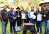 El Geoparque Mundial de la UNESCO Kütralkura, en Chile, y el Geoparque Mundial de la UNESCO Volcán Tungurahua, en Ecuador, oficializaron un convenio de hermanamiento con una vigencia de cinco años. El acuerdo busca consolidar la cooperación técnica, la investigación científica y el intercambio de experiencias en beneficio de las comunidades que habitan en estos territorios volcánicos.