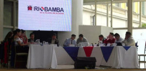 En sesión del Concejo Municipal de Riobamba, los ediles resolvieron rechazar el convenio propuesto para la reactivación del tren en la región, tras un intenso debate en el que se confrontaron posturas sobre las ventajas turísticas y económicas del proyecto frente a sus costos e impactos en el presupuesto local.