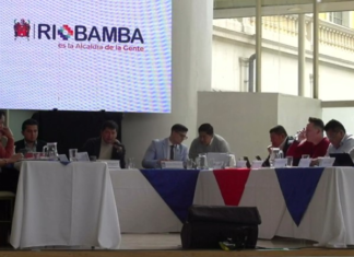 En sesión del Concejo Municipal de Riobamba, los ediles resolvieron rechazar el convenio propuesto para la reactivación del tren en la región, tras un intenso debate en el que se confrontaron posturas sobre las ventajas turísticas y económicas del proyecto frente a sus costos e impactos en el presupuesto local.