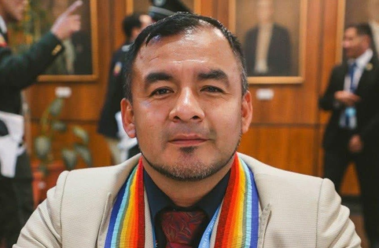 El asambleísta por Pastaza, José Nango, ratificó su adhesión al bloque del partido gobernante Acción Democrática Nacional (ADN), justificando su respaldo a varias leyes económicas y a la eliminación del subsidio al diésel.