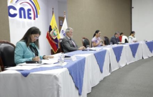 Este sábado 20 de septiembre de 2025, el Pleno del Consejo Nacional Electoral (CNE) declaró oficialmente el inicio del proceso electoral para el Referéndum 2025, en el que la ciudadanía será convocada a pronunciarse sobre dos propuestas de reforma parcial a la Constitución de la República.