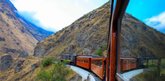 La plataforma oficial Ticket Éxito reactivó la venta en línea de boletos para los recorridos turísticos hacia la Nariz del Diablo, en Alausí, confirmando que los viajes de septiembre de 2025 se realizarán con normalidad, luego de un mantenimiento integral en la locomotora.