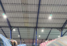 La noche del 17 de septiembre de 2025 se realizó el evento denominado “Encendido de Luces” en el mercado de productores San Pedro de Riobamba, conocido como Mercado Mayorista. Con una inversión aproximada de 400 mil dólares, se inauguró el sistema de iluminación en sus plataformas, beneficiando a comerciantes, trabajadores y ciudadanos.