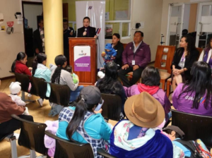 La Dirección Distrital Riobamba del Ministerio de Desarrollo Humano inauguró un lactario, un espacio exclusivo para la lactancia materna, con el objetivo de garantizar privacidad, comodidad y bienestar a madres y niños que acuden al balcón de servicios de la institución, ubicado en las calles Las Palmeras y Junín.