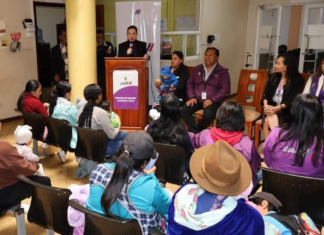 La Dirección Distrital Riobamba del Ministerio de Desarrollo Humano inauguró un lactario, un espacio exclusivo para la lactancia materna, con el objetivo de garantizar privacidad, comodidad y bienestar a madres y niños que acuden al balcón de servicios de la institución, ubicado en las calles Las Palmeras y Junín.