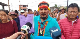 El gobernador de la ciudad intercultural de las nacionalidades indígenas se pronunció públicamente sobre la suspensión del servicio eléctrico en la ex hacienda de Té Zulay, en la provincia de Pastaza. La medida, ejecutada por la Empresa Eléctrica Ambato con apoyo de la fuerza pública, dejó sin fluido a decenas de familias de la zona.