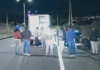 La madrugada del 10 de septiembre, un joven de nacionalidad colombiana, de apenas 23 años, fue asesinado a tiros en el Paso Lateral Sur de Ambato, el crimen, que según las primeras hipótesis estaría relacionado con un presunto ajuste de cuentas, ha encendido las alarmas entre las autoridades y los habitantes de la zona, quienes temen un incremento de la violencia ligada al crimen organizado.