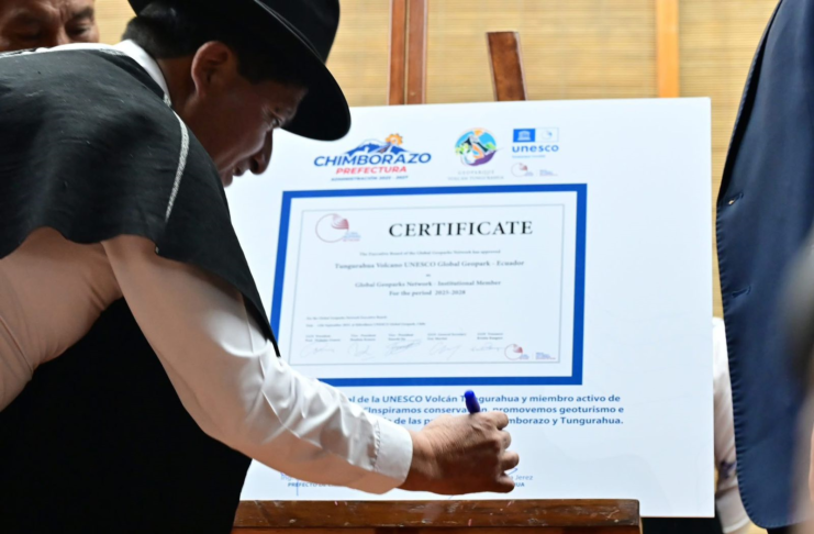 El 19 de septiembre, en el Auditorio de la Prefectura de Chimborazo, se entregó oficialmente la certificación otorgada por la UNESCO en Chile que acredita al Geoparque Volcán Tungurahua como miembro de la Red Global de Geoparques de la UNESCO.
