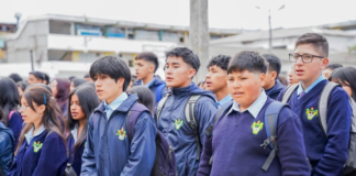 Este 1 de septiembre más de 340 mil estudiantes iniciaron el año lectivo 2025-2026, en la Zona 3 del régimen Sierra-Amazonía. El retorno se desarrolló en 1.334 instituciones educativas fiscales, fiscomisionales, particulares y municipales, bajo un ambiente seguro, inclusivo y ordenado.