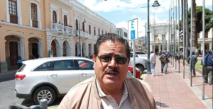 La incertidumbre sobre la construcción de la planta de tratamiento de aguas servidas del colector Oriental sigue generando preocupación en la parroquia Cubijíes, especialmente porque el proyecto está vinculado a las vertientes de La Calera, una de las principales fuentes de abastecimiento de agua para consumo humano de la comunidad.