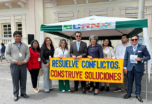 En el marco del Día Nacional de la Mediación, el cantón Guano fue escenario de una feria ciudadana que reunió a instituciones locales y nacionales con el propósito de acercar a la población los servicios gratuitos de mediación y orientación legal.