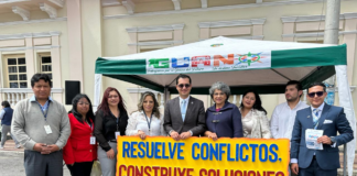 En el marco del Día Nacional de la Mediación, el cantón Guano fue escenario de una feria ciudadana que reunió a instituciones locales y nacionales con el propósito de acercar a la población los servicios gratuitos de mediación y orientación legal.