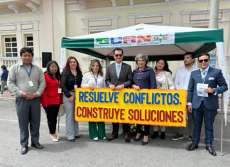 En el marco del Día Nacional de la Mediación, el cantón Guano fue escenario de una feria ciudadana que reunió a instituciones locales y nacionales con el propósito de acercar a la población los servicios gratuitos de mediación y orientación legal.