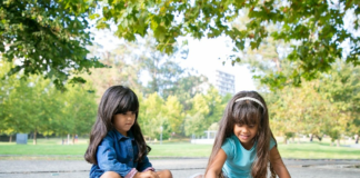 Con el regreso a clases, miles de niños y adolescentes en todo el país retoman sus actividades escolares, muchas de las cuales se desarrollan al aire libre durante recreos, clases de educación física y el trayecto hacia la institución.