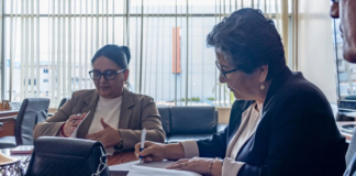 Con el objetivo de potenciar la cooperación académica y optimizar los recursos educativos, la Escuela Superior Politécnica de Chimborazo (ESPOCH) y la Universidad Técnica Estatal de Quevedo (UTEQ) firmaron una Carta de Intención que abre las puertas a una colaboración interinstitucional más sólida.