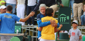 Andrés Andrade, actual número 338 del ranking mundial, derrotó por 1-6, 6-3 y 6-2 a Andrej Nedic, sellando el triunfo de Ecuador sobre Bosnia & Herzegovina en la Copa Davis.  La victoria permite al equipo tricolor avanzar a los Qualifiers de la Fase Final 2026, una instancia que ubica al país en la antesala de la élite del tenis mundial, lo ocurrido en el Club Rancho San Francisco tuvo un aire épico.