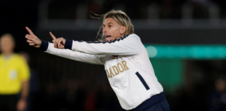 El empate sin goles entre Ecuador y Paraguay, por las Eliminatorias sudamericanas, dejó un sabor agridulce por la falta de gol de La Tri y por la tensa rueda de prensa que ofreció Sebastián Beccacece, quien no ocultó su fastidio ante las preguntas de los periodistas. El DT argentino terminó cruzándose con dos comunicadores.
