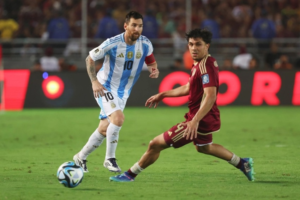 La penúltima fecha de las Eliminatorias Sudamericanas dejó prácticamente sentenciada la clasificación al próximo Mundial de la FIFA. Tras disputarse la jornada 17, cinco selecciones aseguraron su boleto directo al torneo, mientras que resta saber quién irá al repechaje.