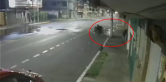 La madrugada del pasado miércoles 3 de septiembre, un robo sorprendió a la ciudadanía riobambeña. Alrededor de las 03h25, delincuentes ingresaron a un conocido local de comida rápida, ubicado en la intersección de las calles Cordovez y Diego de Almagro, y sustrajeron varios objetos de valor.