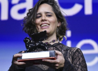 La película 'Hiedra', de la cineasta ecuatoriana Ana Cristina Barragán, fue distinguida este sábado con el premio al Mejor Guion en la 82 edición del Festival de Venecia, según anunció el jurado de la sección Horizontes.