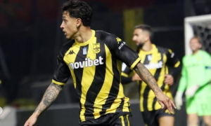 El mercado de pases en Brasil parecía cerrado desde el 2 de septiembre, pero la posibilidad de contratar jugadores libres ha permitido un movimiento de interés en Ecuador. Kike Saverio, delantero de 26 años con raíces ecuatorianas y formación en el FC Barcelona, será refuerzo del Vitória de Bahía.