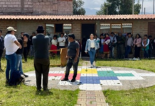 Tras la convocatoria de la Conaie al paro nacional indefinido en Ecuador, las diferentes organizaciones indígenas se reúnen desde este 19 de septiembre en sus territorios para analizar sus acciones, mientras a nivel nacional las vías se mantienen habilitadas. 