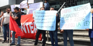 La Corte Constitucional (CC) declaró la inconstitucionalidad de la Ley Orgánica de Integridad Pública (LOIP), aprobada en 2024, mediante la sentencia 52-25-IN/25. La decisión establece que la norma carece de validez hacia el futuro, a partir de su publicación en el Registro Oficial, aunque aclaró que los despidos ejecutados bajo la ley no serán revertidos.