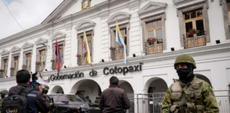 Daniel Noboa llegó a Cotopaxi este lunes 15 de septiembre de 2025, para liderar las primeras reuniones desde esta provincia, tras el anuncio del traslado temporal de la Presidencia a la ciudad de Latacunga.