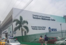 El Instituto Ecuatoriano de Seguridad Social (IESS) anunció la desvinculación inmediata de varios médicos residentes y estudiantes de la Universidad Católica de Santiago de Guayaquil (UCSG), tras la difusión de videos en los que se los observa en una fiesta dentro del Hospital Teodoro Maldonado Carbo.