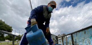 La ministra de Economía y Finanzas, Sariha Moya, garantizó que el subsidio al Gas Licuado de Petróleo (GLP) destinado al uso doméstico se mantendrá vigente y que no está en los planes del Gobierno retirarlo.