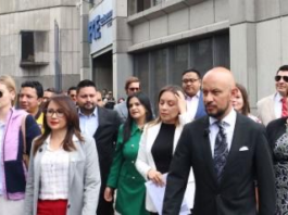 La bancada de Acción Democrática Nacional (ADN) acudió la mañana del lunes 6 de octubre de 2025 a la Fiscalía General del Estado para solicitar una investigación formal por las “graves amenazas” emitidas por Marlon Vargas, presidente de la Confederación de Nacionalidades Indígenas del Ecuador (Conaie).