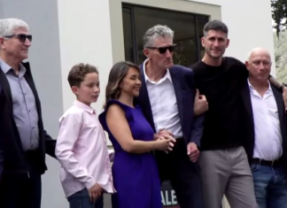 Han pasado cuatro años desde que Edgardo Bauza, ídolo del fútbol sudamericano y eterno referente de Liga recibió el diagnóstico que cambió su vida y la de su familia. Desde entonces, el exentrenador argentino libra una batalla silenciosa contra una enfermedad neurodegenerativa poco común.