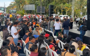 El presidente de la República Daniel Noboa Azín no pudo llegar a Pastaza el lunes 6 de octubre, conforme estuvo previsto, debido a las lluvias y al estado de deterioro del Aeropuerto Río Amazonas de Shell, por lo que asistió en su lugar la vicepresidenta María José Pinto, y entregó el puente en la parroquia Fátima y créditos para obras del Municipio de Pastaza.