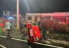 Un trágico accidente de tránsito se registró la noche de este 1 de octubre, en el sector Langos, en la vía El Carmen – Los Moteles, cuando dos vehículos colisionaron violentamente en medio de la calzada.