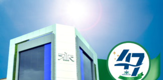 La Cooperativa de Ahorro y Crédito Riobamba Ltda, sede La Condamine, celebra con orgullo su cuadragésimo séptimo aniversario de vida institucional, reafirmando su compromiso con el desarrollo económico, social y solidario de sus socios y de la comunidad riobambeña.