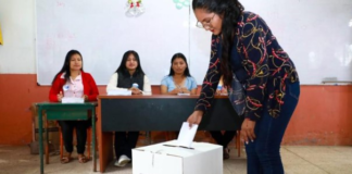 El Consejo Nacional Electoral (CNE) informó cuáles serán las sanciones económicas para los miembros de las Juntas Receptoras del Voto que no cumplan con sus deberes durante la Consulta Popular y Referéndum del 16 de noviembre de 2025, impulsada por el presidente Daniel Noboa.