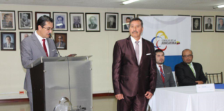 Cuando los conflictos se resuelven con diálogo y cercanía, la comunidad gana. Ese principio guía el trabajo del Juez de Paz Pedro Berrones, quien fue reconocido por el Consejo de la Judicatura (CJ), tras obtener el premio nacional Buenas Prácticas de Justicia de Paz, con su iniciativa “Conflicto comunitario, vecinal en la comunidad de Guayllabamba”, del cantón Chambo. Evento organizado por la Subdirección Nacional de Mediación y Justicia de Paz del CJ.