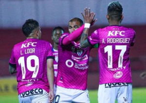 En una noche inspirada, Independiente del Valle desplegó todo su poderío ofensivo y goleó sin piedad 6-0 a Gualaceo en el estadio Alejandro Serrano Aguilar, asegurando su clasificación a los cuartos de final de la Copa Ecuador.