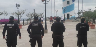 El Tribunal de Garantías Penales de Pastaza dictó sentencia condenatoria contra tres servidores policiales implicados en el hallazgo de drogas dentro de las instalaciones de la propia Jefatura de Antidrogas de Pastaza.
