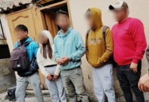La tarde del 3 de octubre, autoridades de control intervinieron un bar clandestino en el sector de La Dolorosa, en Riobamba, donde se desarrollaba una fiesta con presencia de decenas de adolescentes.