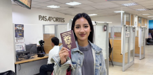 El Registro Civil de Ecuador anunció una nueva jornada extraordinaria para la obtención de pasaportes sin turno previo. Desde el 13 hasta el 24 de octubre de 2025, los ciudadanos podrán acercarse a 27 agencias distribuidas en 23 provincias del país para realizar el trámite de manera directa, entre las 08:00 y las 17:00.