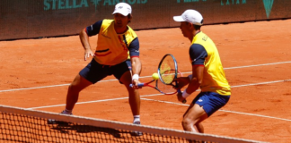 Gonzalo Escobar y Andy Andrade se alzaron campeones en distintos torneos internacionales, el país sigue produciendo talento capaz de competir —y ganar— en los escenarios del circuito profesional, el manabita conquistó el título de dobles en el Challenger 75 de Antofagasta (Chile), el guayaquileño triunfó en el M25 de Salvador (Brasil); un fin de semana dorado para Ecuador.