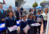 Recursos, tecnología y movilidad llegaron a escuelas y servicios de Chimborazo gracias al Ministerio de Educación Distrito Riobamba–Chambo y sus aliados estratégicos, en un acto que reafirma el compromiso con la educación de calidad, el acto se desarrolló el 8 de octubre.