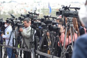 El Consejo Nacional Electoral (CNE) convoca a los medios de comunicación social: prensa escrita, radio, televisión, medios digitales y empresas de vallas publicitarias para que se registren como proveedores de Promoción Electoral para el Referéndum y Consulta Popular 2025.